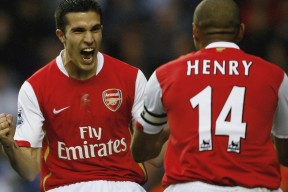 爱游戏全站app注册-蛙泳选手划幅扩大、润滑度明显提升，蛙泳划手速度要求慢还是快