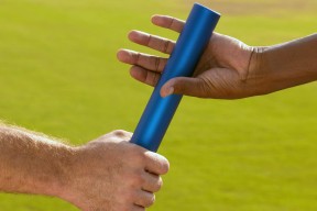 爱游戏电竞下载-中国队决赛发挥稳定成赛场焦点，中国队进决赛