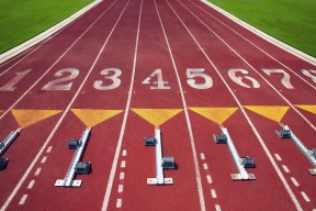 爱游戏官方主页-柯尔赞200米仰泳冲刺阶段表现抢眼